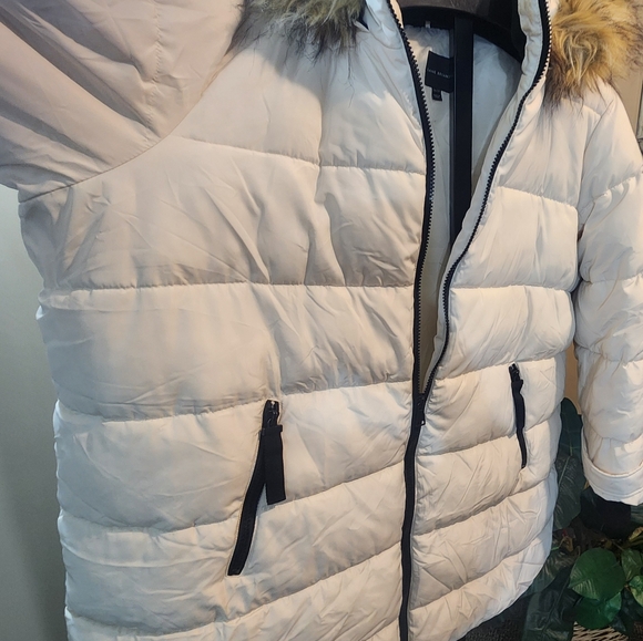 Lane Bryant Faux Fur Lined Hood Warm Winter Puffer Coat - Picture 9 of 14